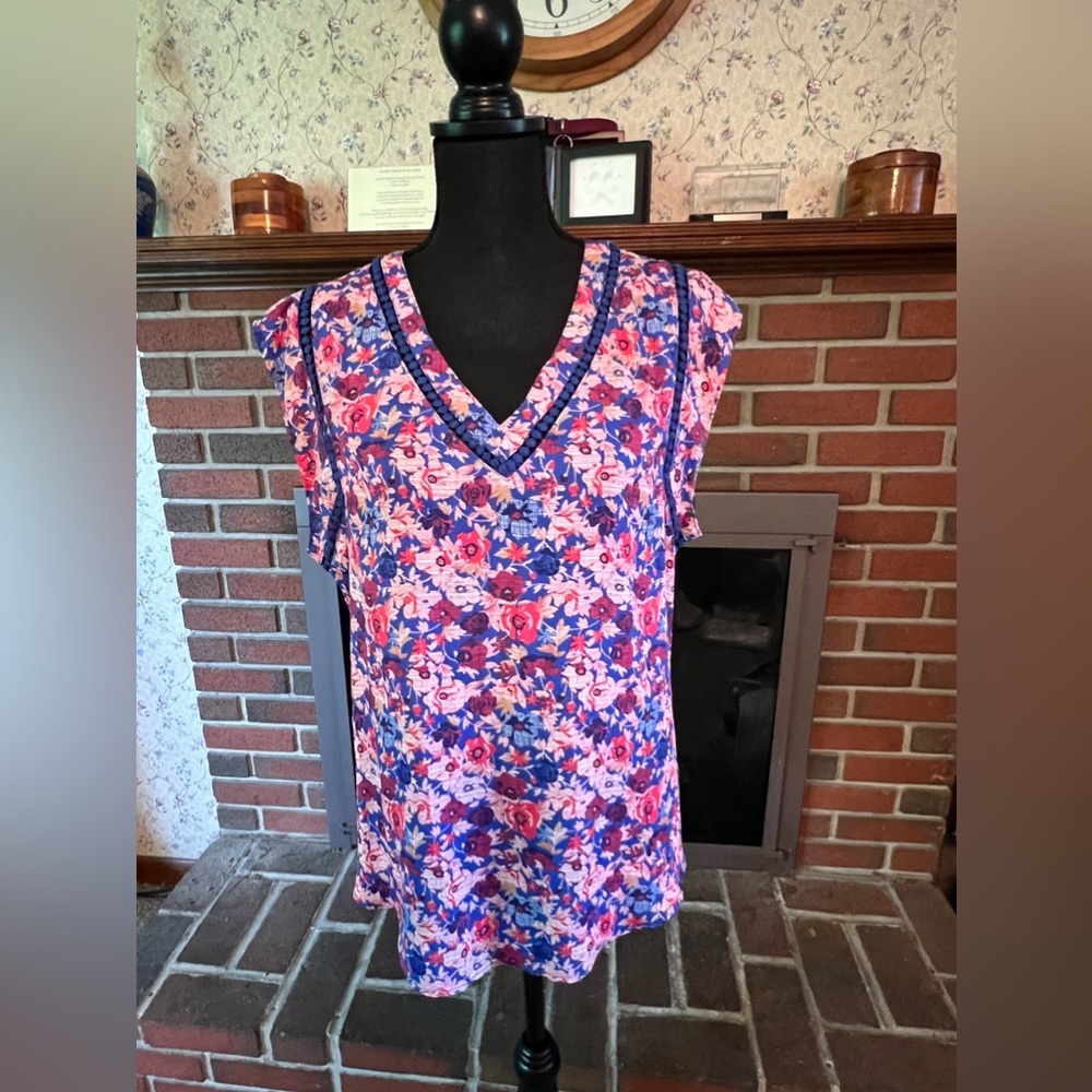 ❤️💙 EUC 41 Hawthorn Carla Crochet Detail Blouse Size Large